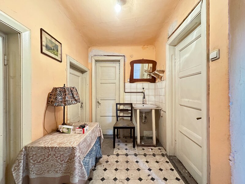 Polona 3 camere + mini garsoniera, zona Polona - Dorobanti la 11 min. metrou Romana